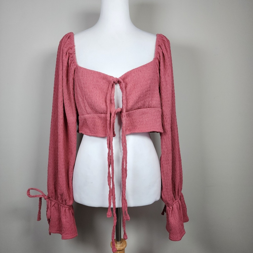 Little Mountain Tie Front Crop Top Womens L Bell Sleeve Club Pink Princess Party